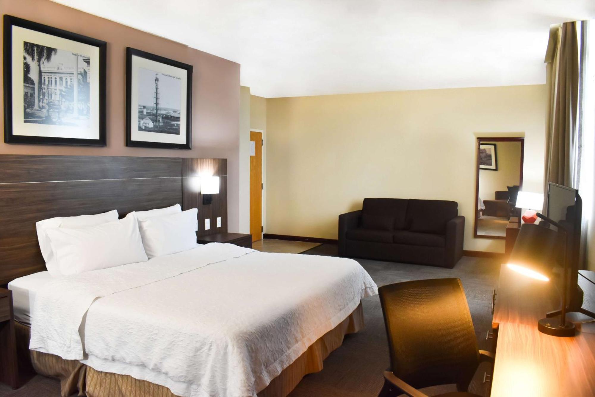 Hampton Inn Tampico Zona Dorada Εξωτερικό φωτογραφία